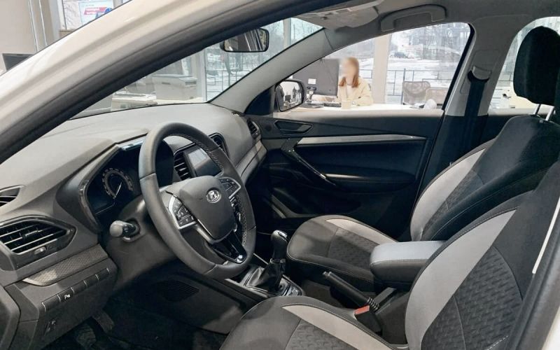 
            Чем отличается Lada Iskra от Lada Vesta: разбор
        