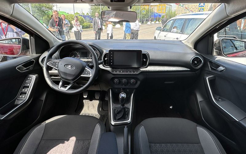
            Чем отличается Lada Iskra от Lada Vesta: разбор
        