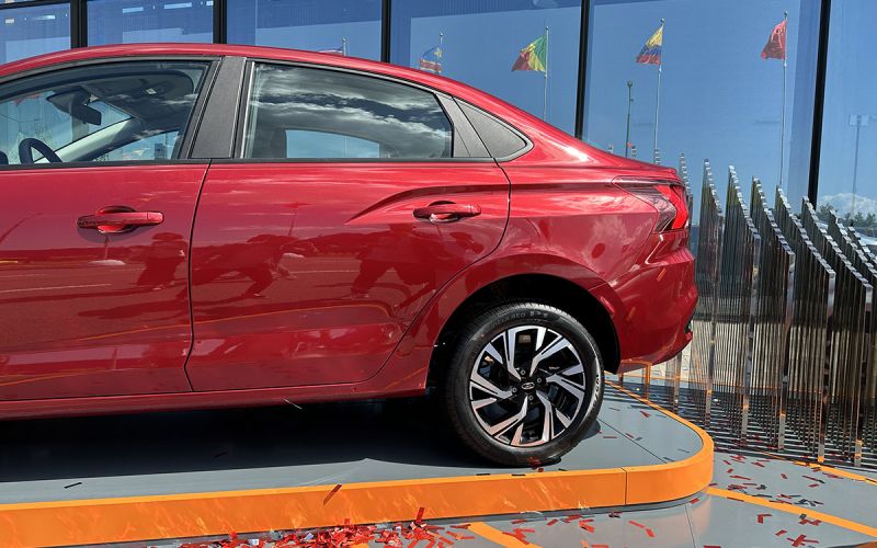 
            Чем отличается Lada Iskra от Lada Vesta: разбор
        
