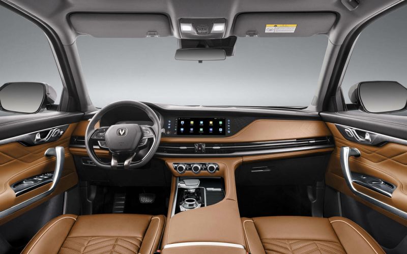 Флагманский кроссовер Changan CS95 подорожал на ₽50 тыс. со старта продаж