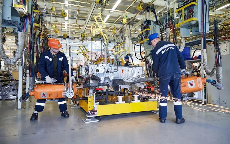 
            Чем отличаются Belgee от Geely: репортаж с завода в Белоруссии
        