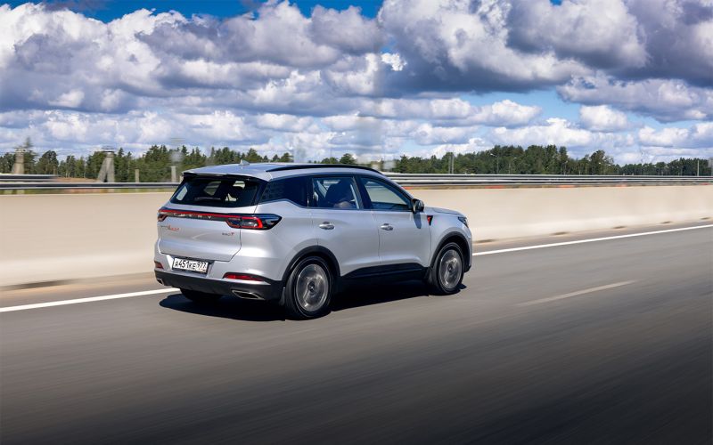 
            Chery Tiggo 7 Pro Max опять обновили: почему так быстро и что с ценой
        