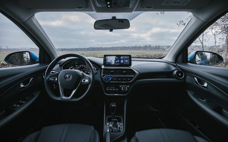 
            Дешевле уже не найти. Сколько стоят самые недорогие иномарки в России
        