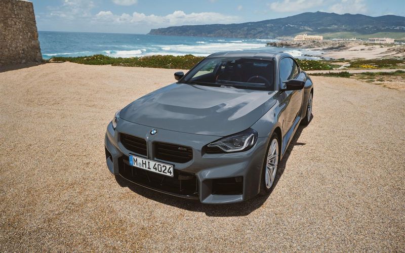 
            Дилер привез в Россию новый BMW M2 за ₽10 млн
        