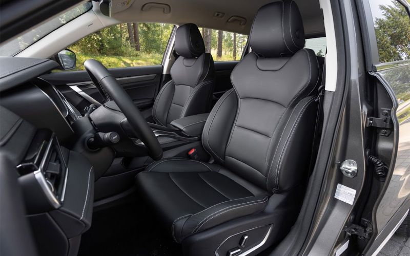 
            Geely Atlas Pro превратился в Belgee X70: каков кроссовер в деле
        