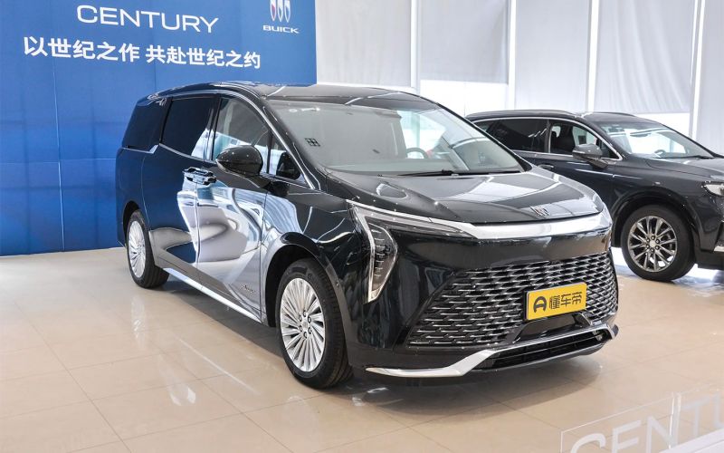 
            Mercedes, Skoda и Suzuki разбили в краш-тестах. Их продают в России
        