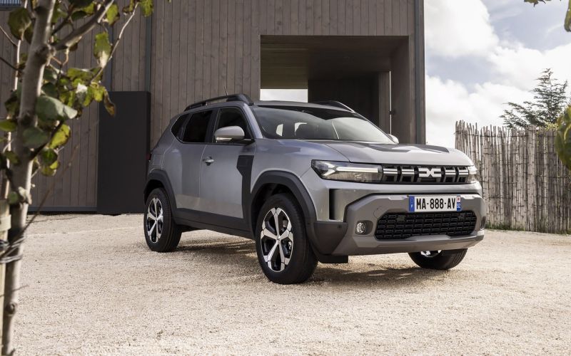 
            Mercedes, Skoda и Suzuki разбили в краш-тестах. Их продают в России
        