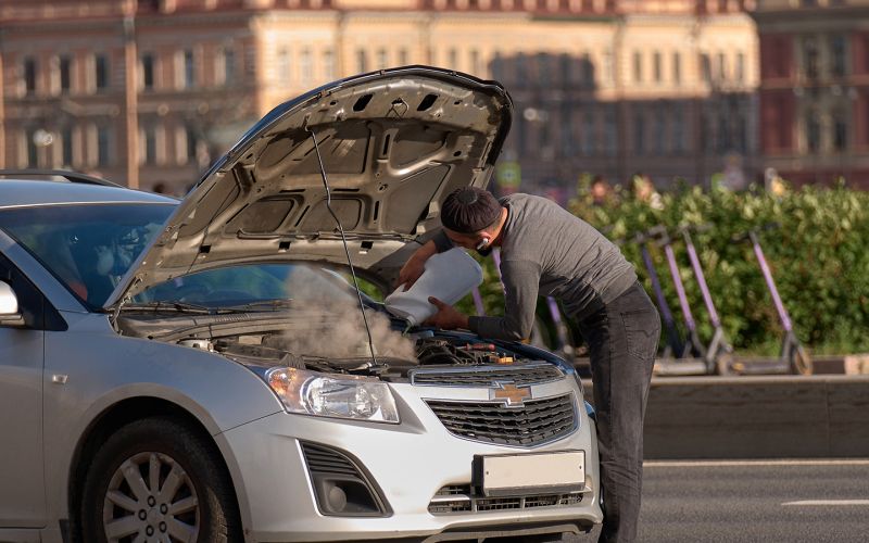 
            Перегрев двигателя: почему греется и что с этим делать
        