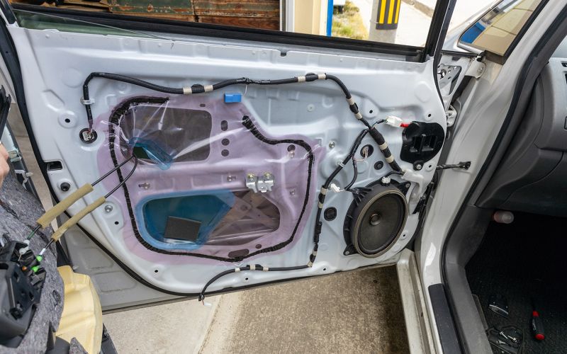 
            Почему не работает стеклоподъемник: причины, советы по ремонту
        