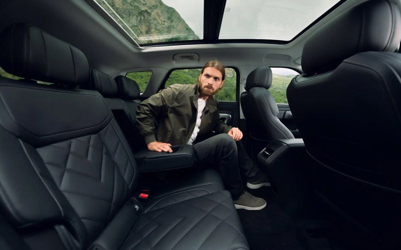 
            С дырочкой в левом боку. Тест-драйв кроссовера Jaecoo J7
        