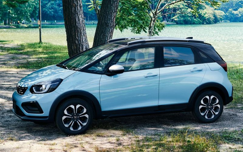 
            Самые необычные новые кроссоверы в России дешевле ₽2,5 млн
        