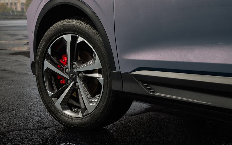 
            Точка отсчета. Тест-драйв Geely Coolray
        