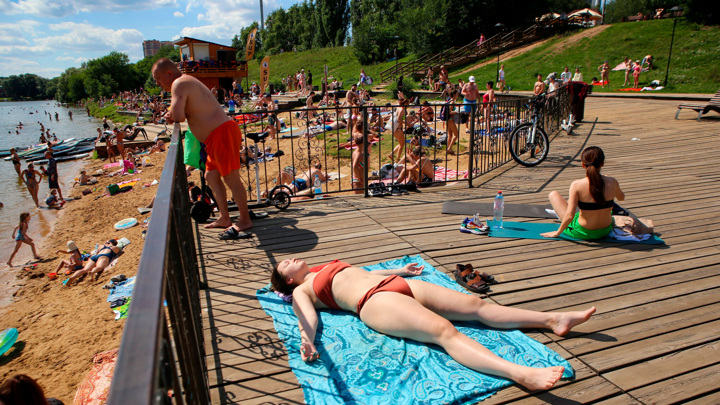 Тропическая жара в Москве продлится до 17 июля