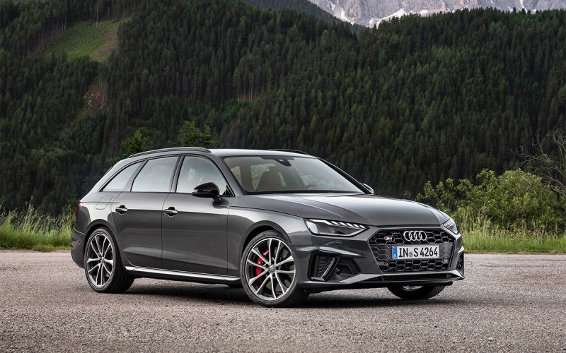 
            Универсалы Audi: история, подборка с фото и характеристиками
        