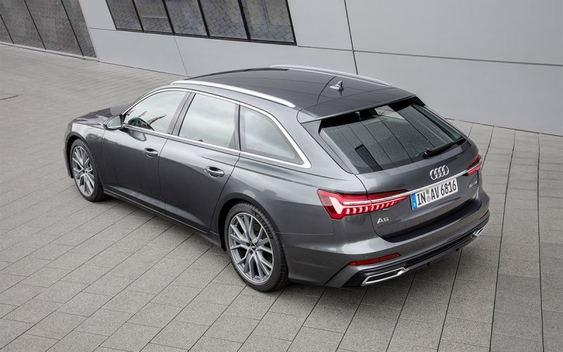 
            Универсалы Audi: история, подборка с фото и характеристиками
        