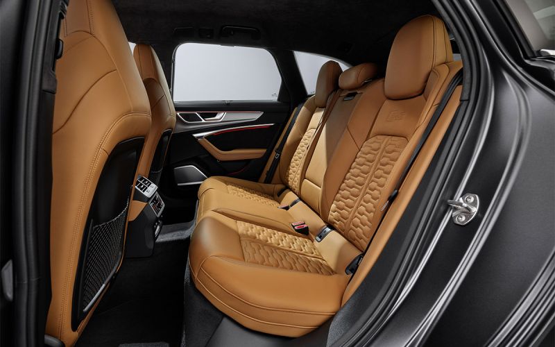 
            Универсалы Audi: история, подборка с фото и характеристиками
        