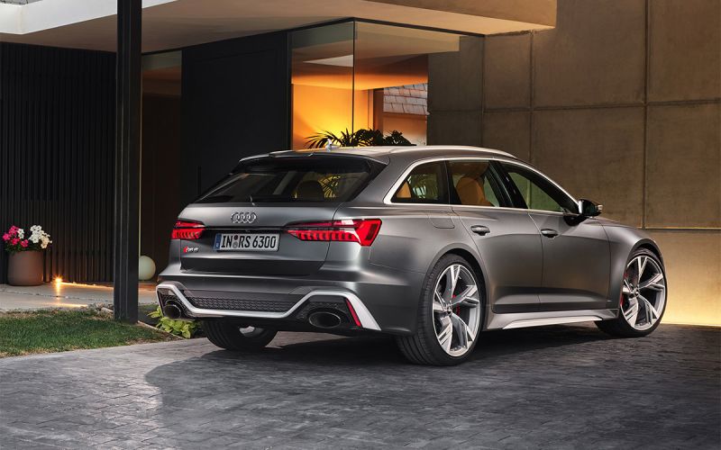 
            Универсалы Audi: история, подборка с фото и характеристиками
        