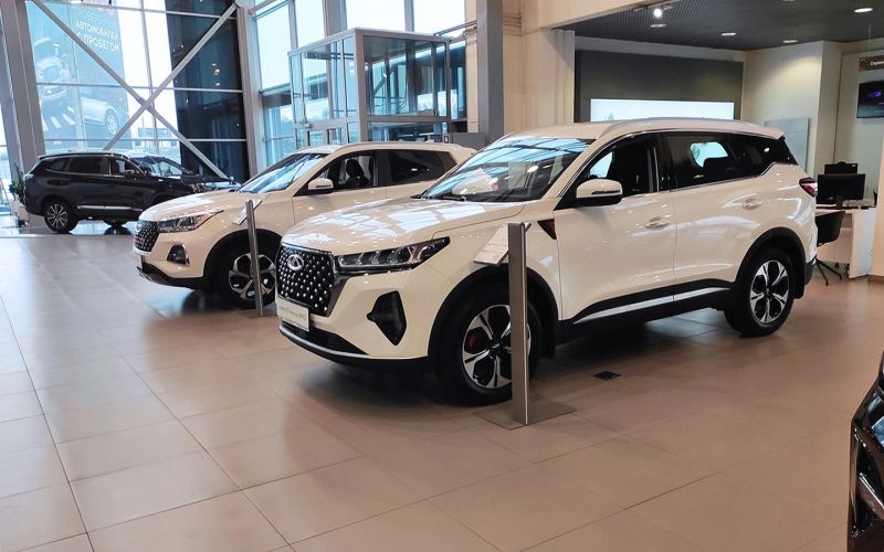 Автомобили в России подорожают вдвое: прогноз РОАД