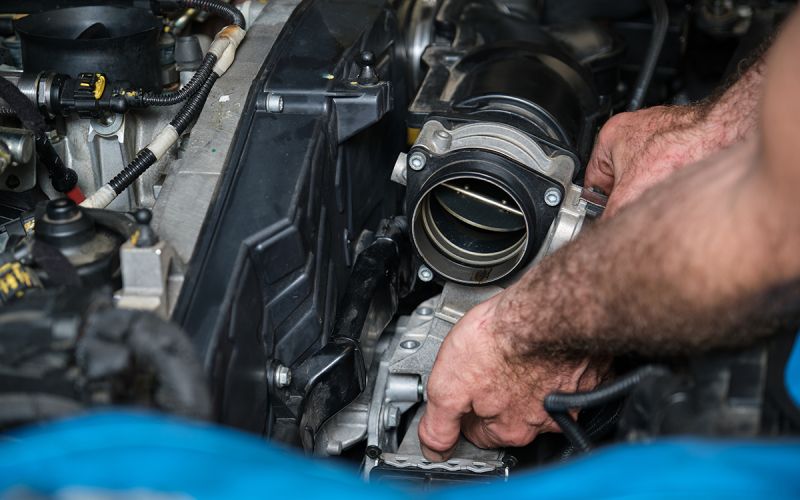 Что такое дроссельная заслонка, за что она отвечает и как работает