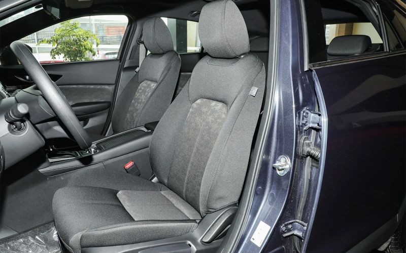 
            Дилер начал продавать в России кроссовер Mazda CX-4. Подробности и цены
        