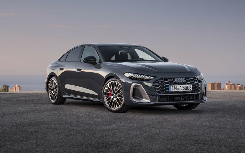 
            Дилеры решили привезти в Россию новые BMW X3 и Audi A5. Что еще ждать
        