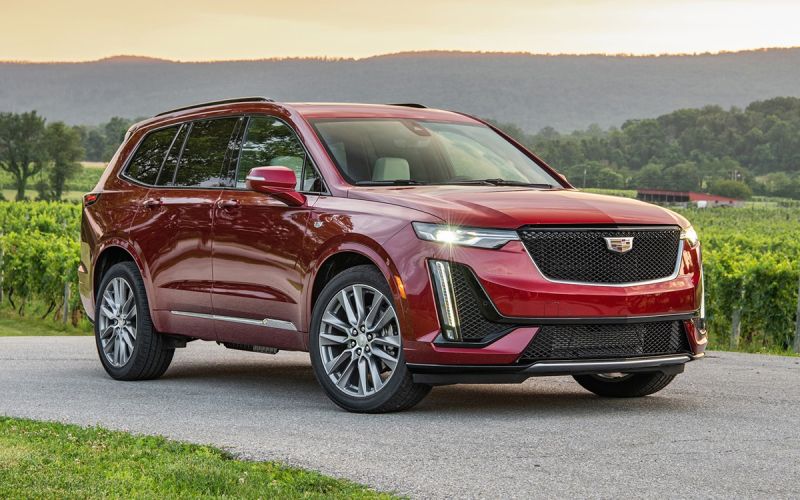 От Jaguar до Cadillac: шикарные, но неликвидные кроссоверы в России