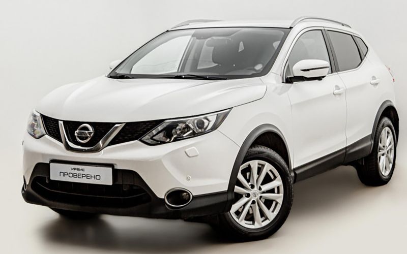 
            RAV4, CX-5, Qashqai: какой японский кроссовер выбрать за ₽2 млн
        