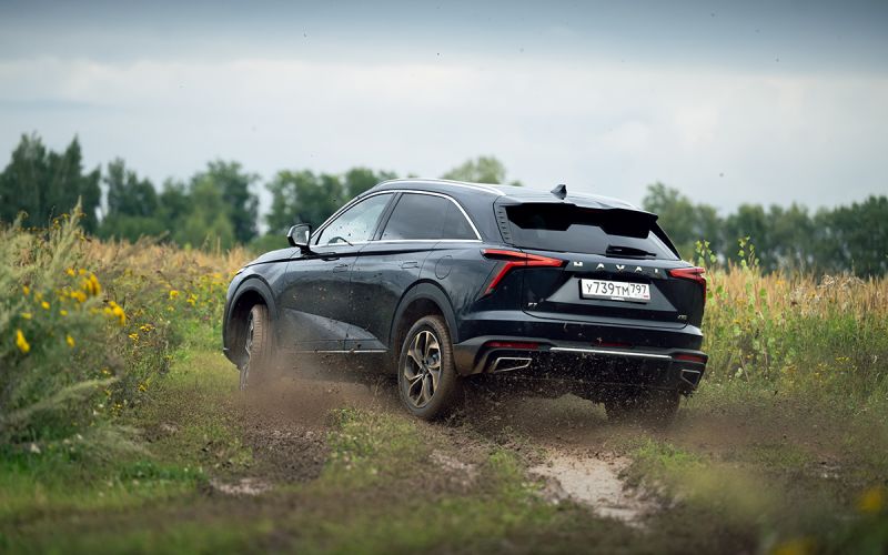 
            Смышленый и не малый. Тест-драйв нового Haval F7
        