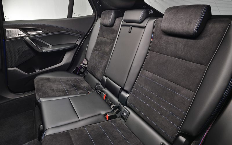 
            В России начали продавать BMW X2 нового поколения: подробности и цены
        