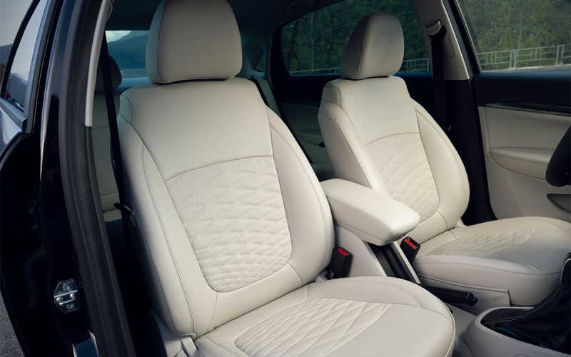 10 неудобных вопросов к Lada Aura. Вы спрашивали — АвтоВАЗ ответил