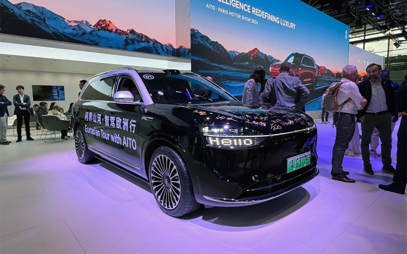 Китайцы удивили Парижский автосалон. Какие новинки приедут в Россию