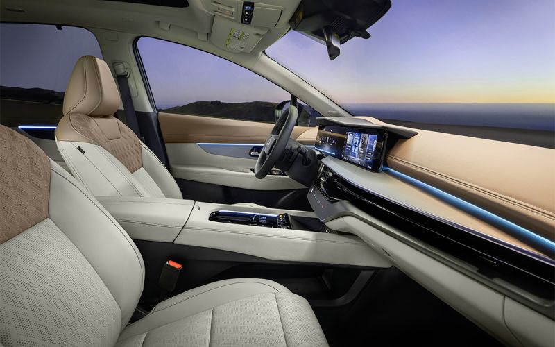 
            Nissan представил новый кроссовер Murano. Теперь без вариатора и V6
        