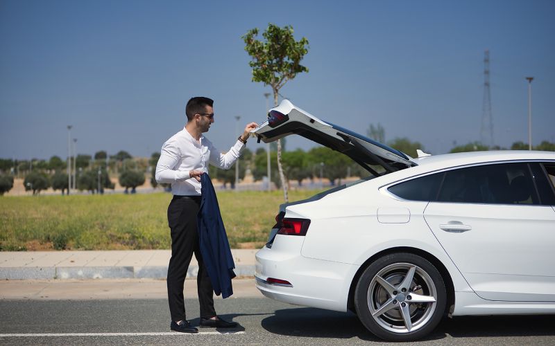 
            Почему не открывается багажник и что с этим делать
        