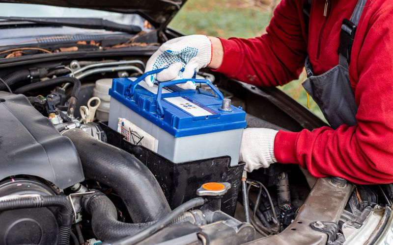 
            Прямая и обратная полярность аккумулятора: в чем разница и что лучше
        