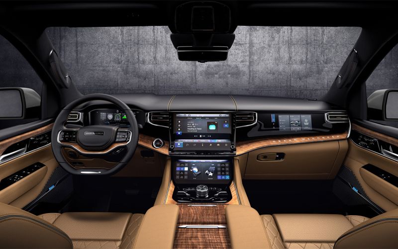 В Россию прибыл самый большой Jeep. Фото, цена за версию Long и 510 л.с.