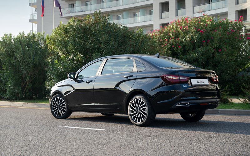 Когда Lada Aura появится в автосалонах. Ответ главы АвтоВАЗа