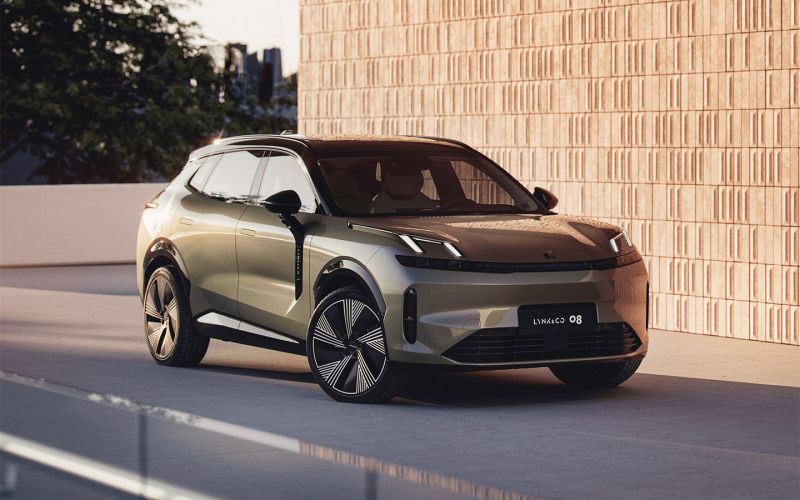 
            Lynk & Co пришел в Россию через производителя смартфонов. Есть и гарантия
        