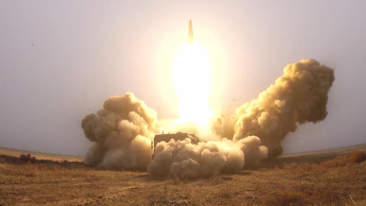 Рябков заявил об опасности обмена ядерными ударами между РФ и США - Новости на Вести.ru