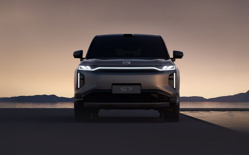 Гибридный кроссовер GAC S7 сертифицировали в Китае. Его уже ждут в России