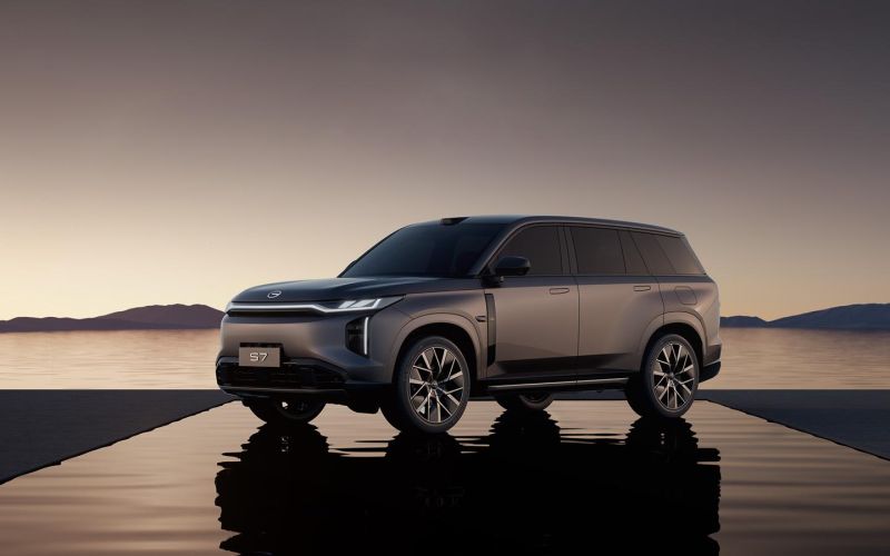 Гибридный кроссовер GAC S7 сертифицировали в Китае. Его уже ждут в России