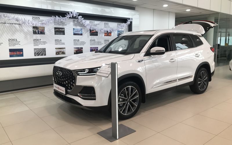 «Китайцы» против Lada. Какие автомобили покупали в России в 2024 году