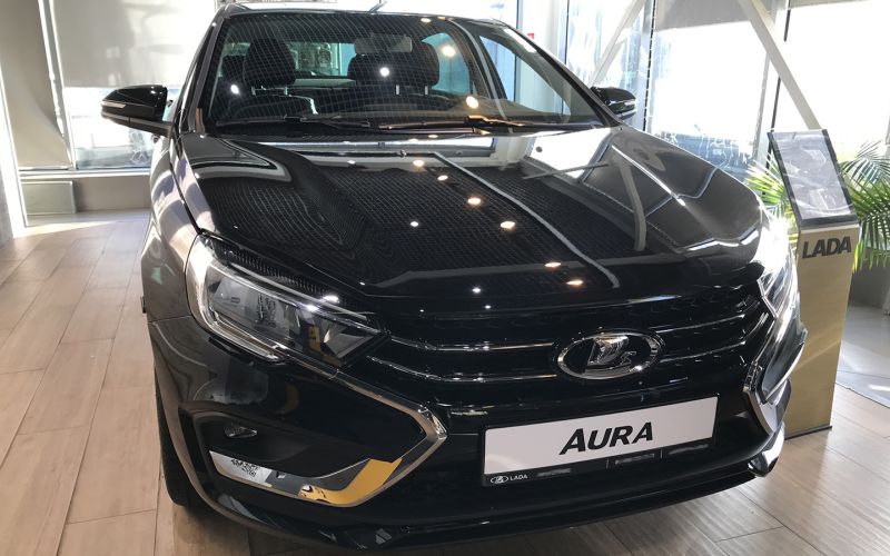 
            «Веста» на максималках». Как мы покупали новую Lada Aura
        