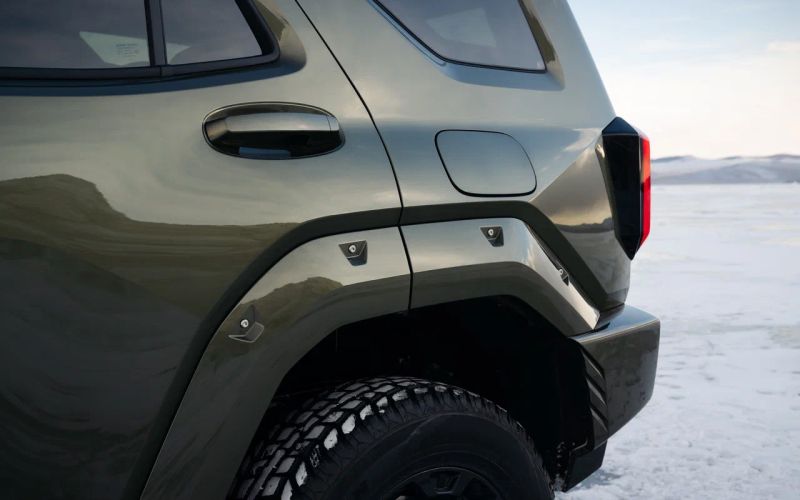 
            Экстремальный тест нового Tank 400. Сумеет ли он победить Land Cruiser
        