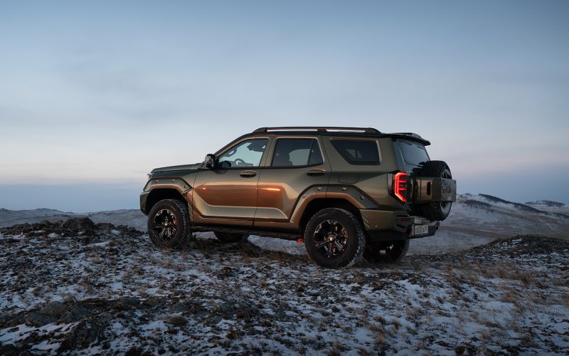 
            Экстремальный тест нового Tank 400. Сумеет ли он победить Land Cruiser
        