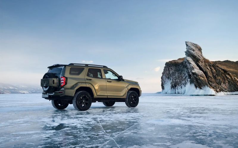 
            Экстремальный тест нового Tank 400. Сумеет ли он победить Land Cruiser
        