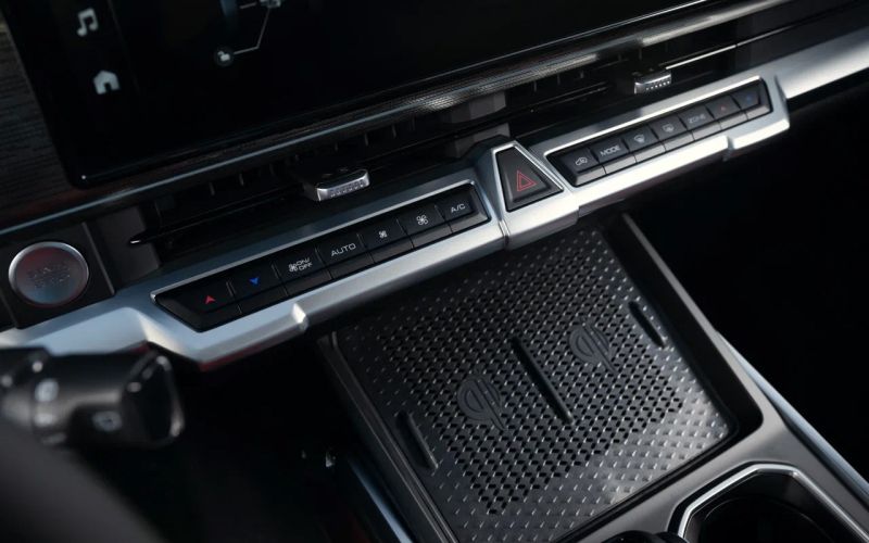 
            Экстремальный тест нового Tank 400. Сумеет ли он победить Land Cruiser
        