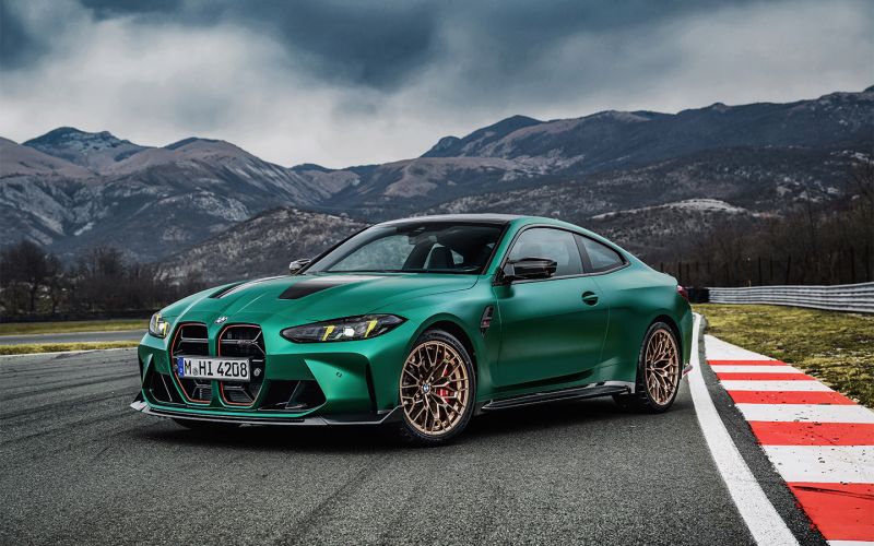 
            Mercedes или BMW: какая машина лучше и чем они отличаются
        