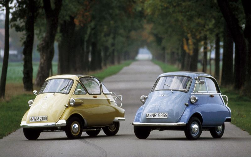 
            Mercedes или BMW: какая машина лучше и чем они отличаются
        