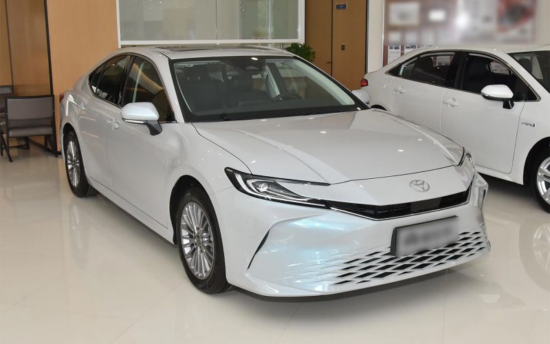 Новые автомобили Toyota, которые можно купить с гарантией. Топ-6 моделей