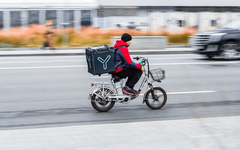 Нужны ли права на электровелосипед и можно ли ездить без них